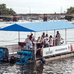 Beer Boat - Epická šlapací skupinová jízda